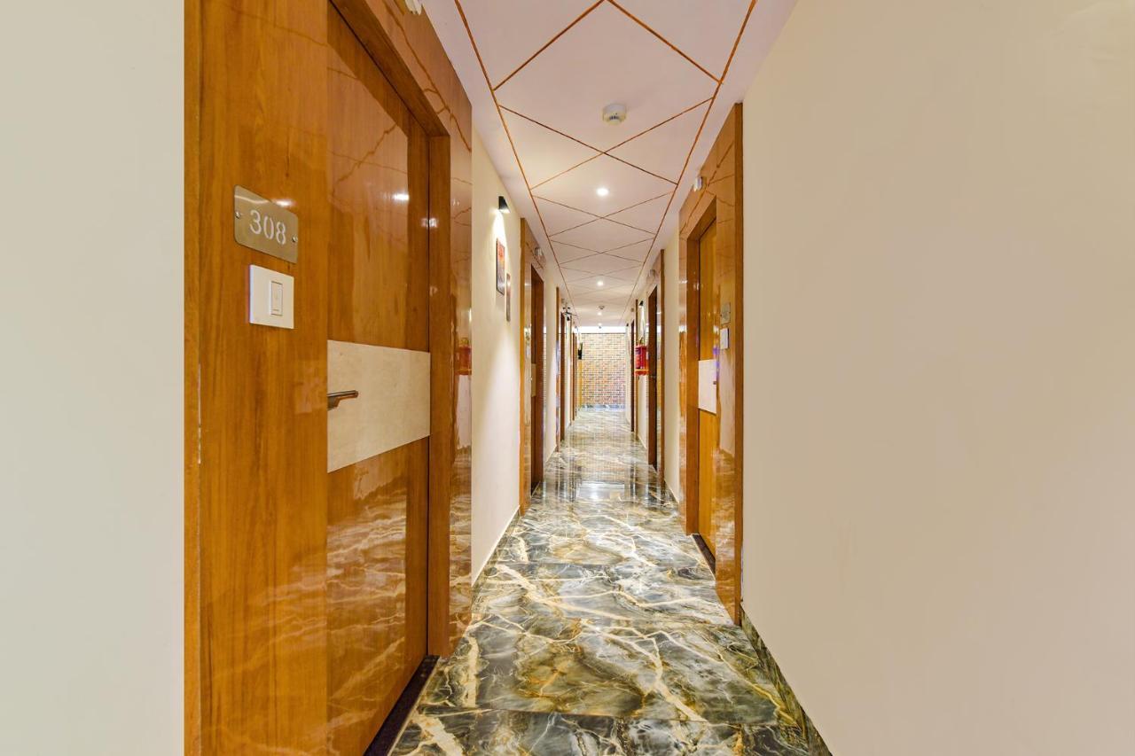 Fabhotel New York Watuwa Exterior foto